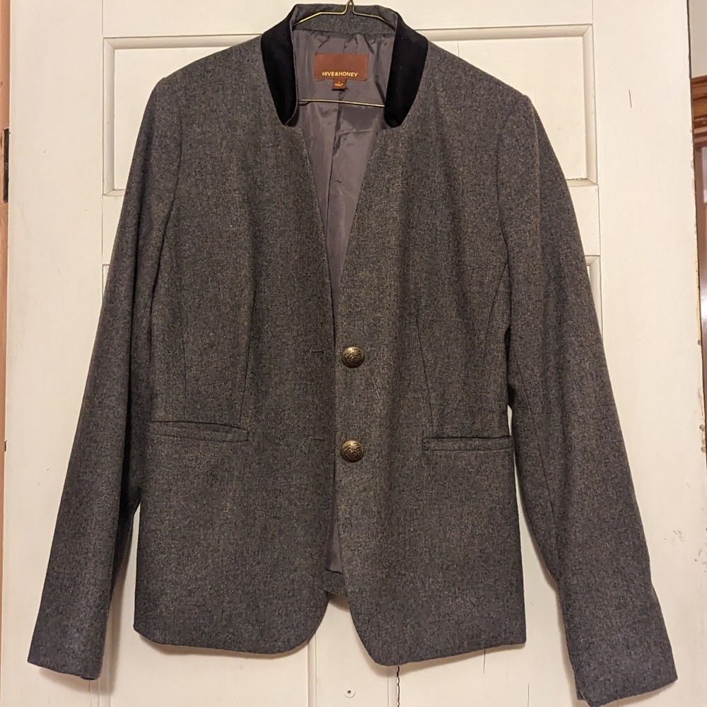 Hive & Honey Charcoal Blazer with Velvet Black Trim